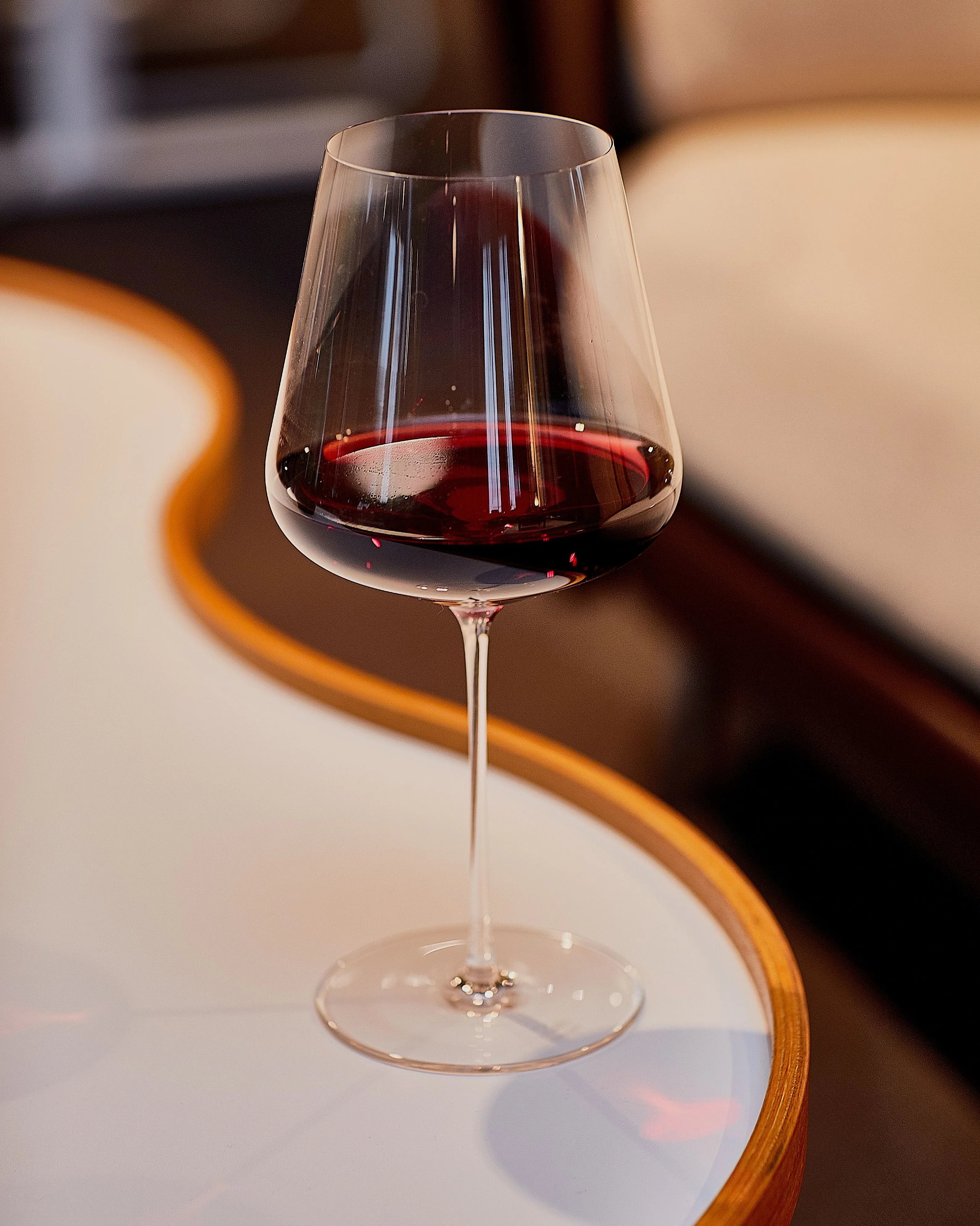 wine glass, red wine glass, wine glasses, zalto, zalto glasses, glassware,glassware dubai, burgundy glass