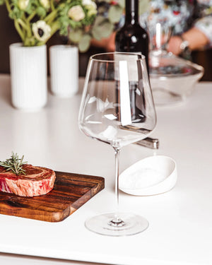 wine glass, red wine glass, wine glasses, zalto, zalto glasses, glassware,glassware dubai, burgundy glass
