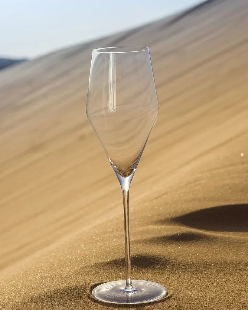  wine glass, wine glasses, white wine glass, zalto, zalto glasses, glassware, champagne glasses, glassware dubai